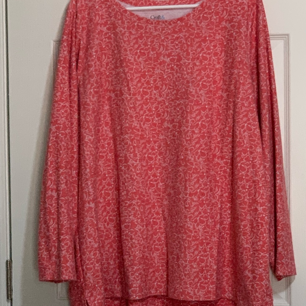 Croft & Barrow Coral Patterned Long Sleeve Top